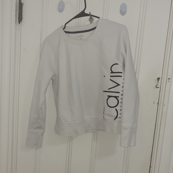 Calvin Klein Sweaters - $5 SALE!  White calvin klein performace sweatshirt